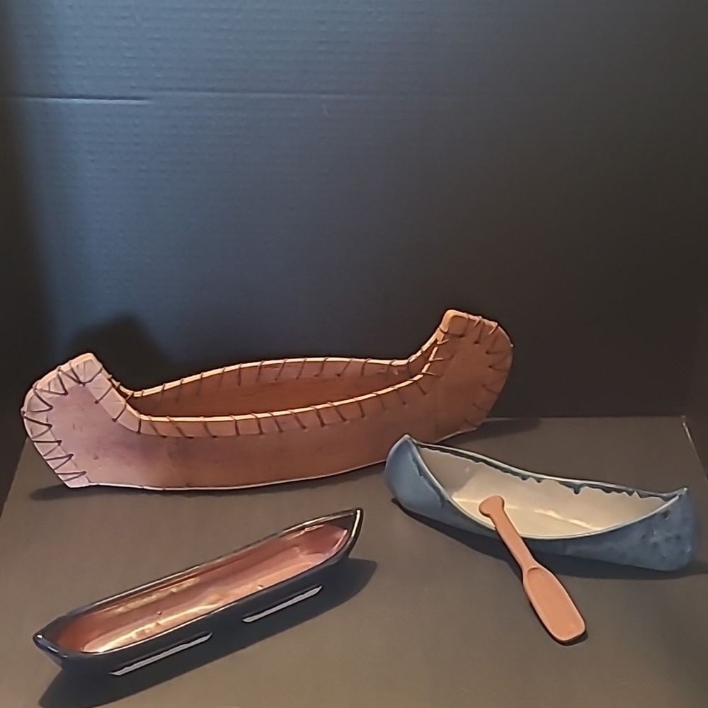 🛶Lot of 3 Boats... art pottery & Birch canoes boats🛶